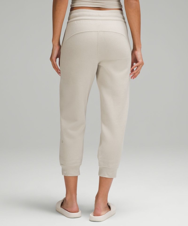 Lululemon Scuba High-Rise Cropped Jogger Mojave Tan Online Outlet Sale