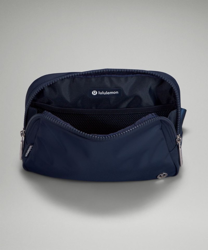 Lululemon Everywhere Belt Bag Large 2L True Navy Online Outlet Sale