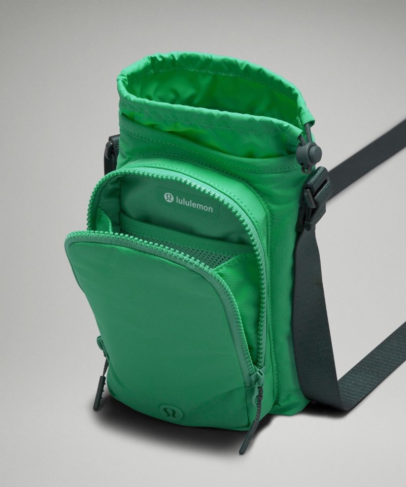 Lululemon Water Bottle Crossbody with Front Pocket 2L Green Punch / Legacy Green Online Outlet Sale