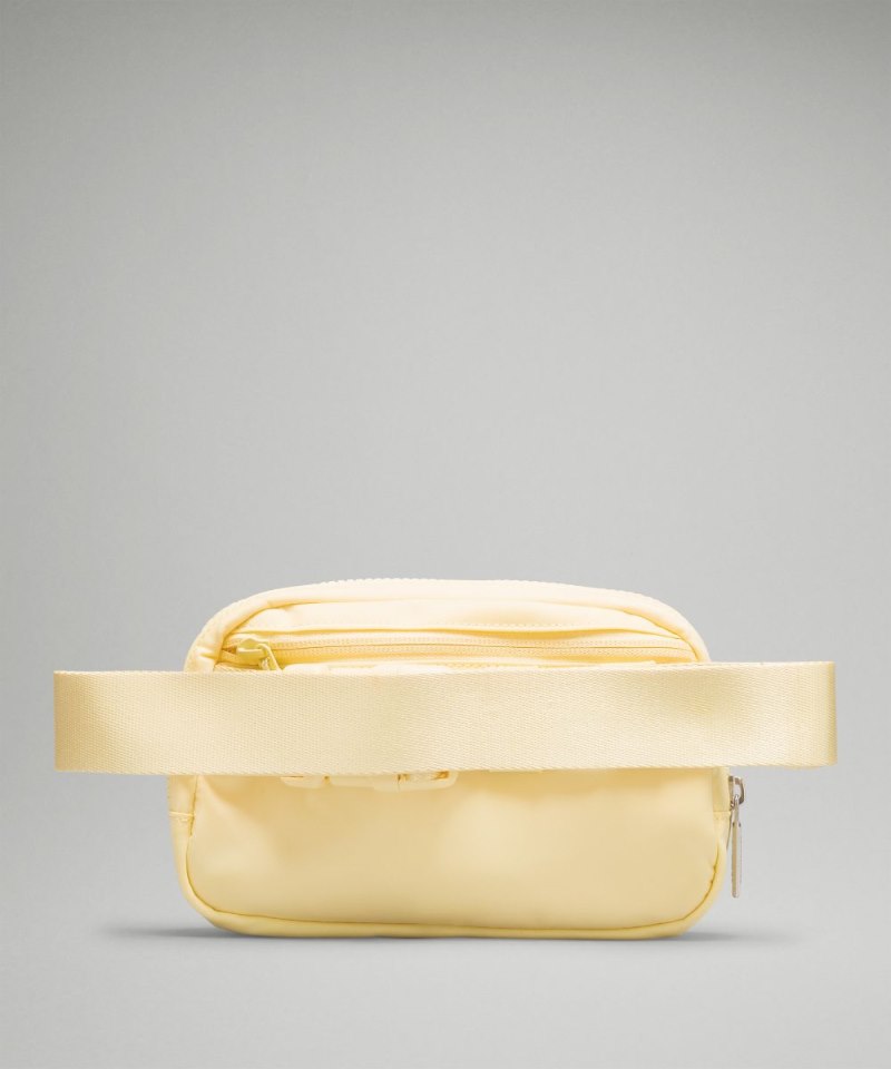 Lululemon Everywhere Belt Bag 1L Swirl Yellow Online Outlet Sale