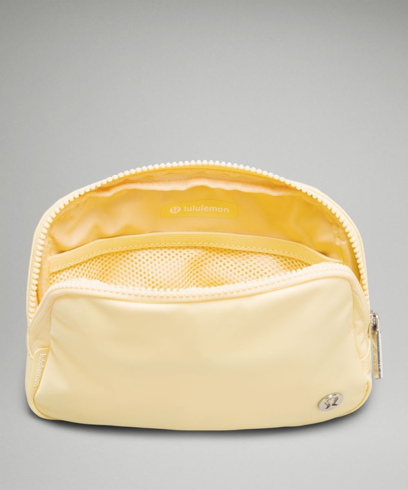 Lululemon Everywhere Belt Bag 1L Swirl Yellow Online Outlet Sale