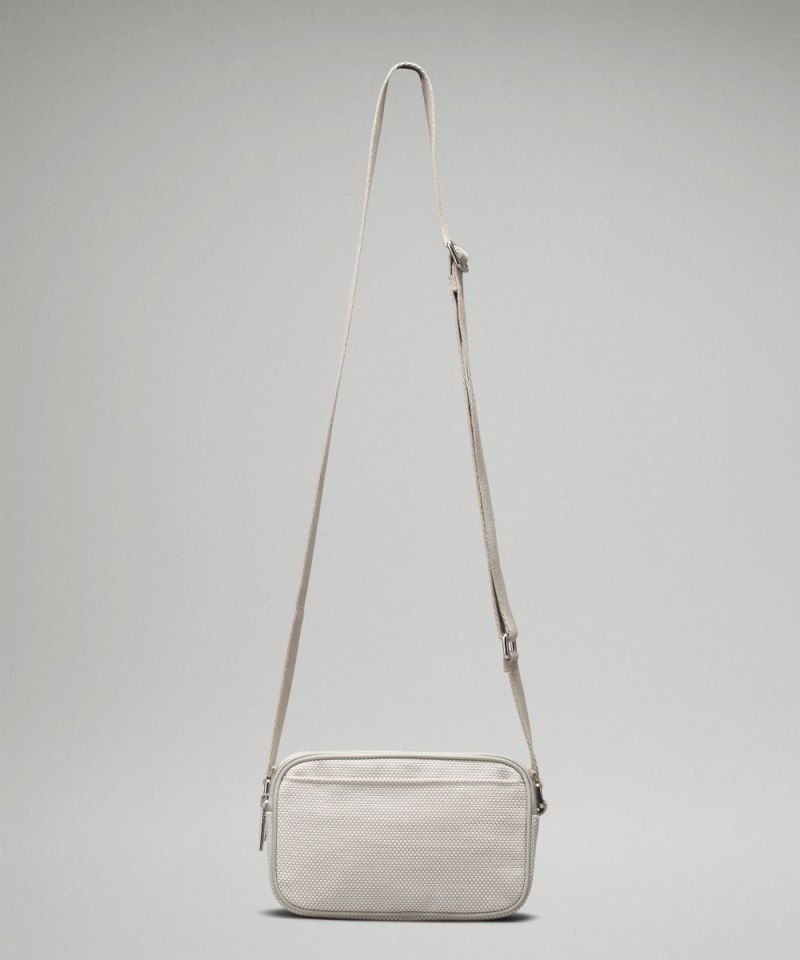 Lululemon Crossbody Camera Bag 2L *Canvas Mojave Tan / Light Ivory / Raw Linen Online Outlet Sale