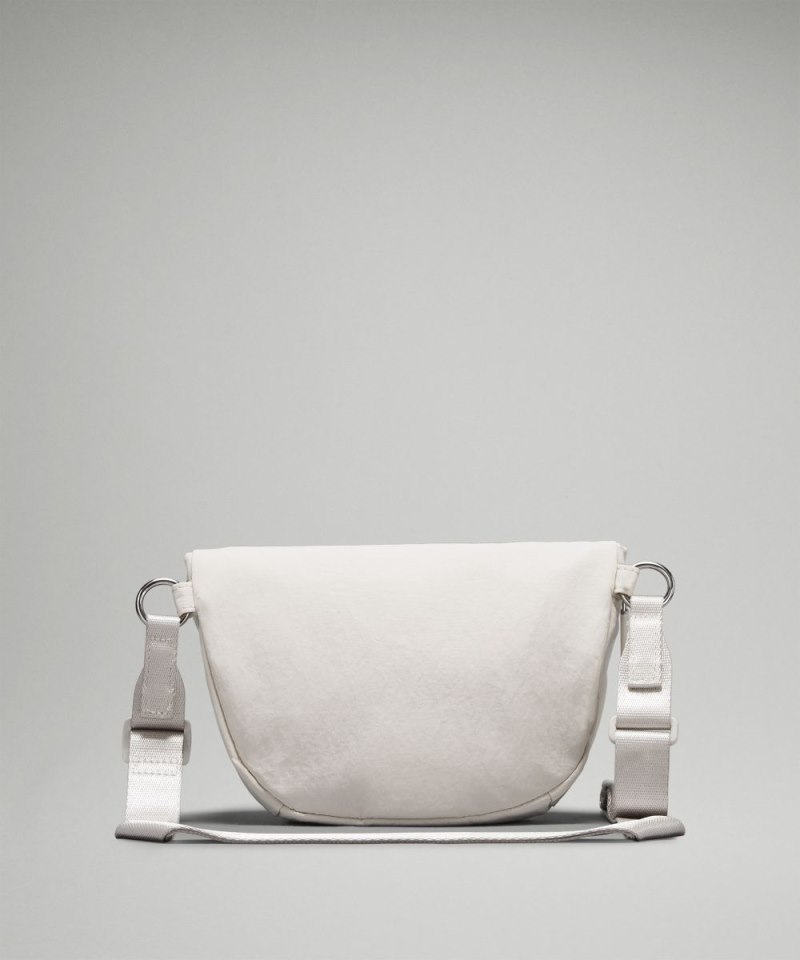 Lululemon All Night Festival Bag *Micro 2L White Opal / Silver Online Outlet Sale