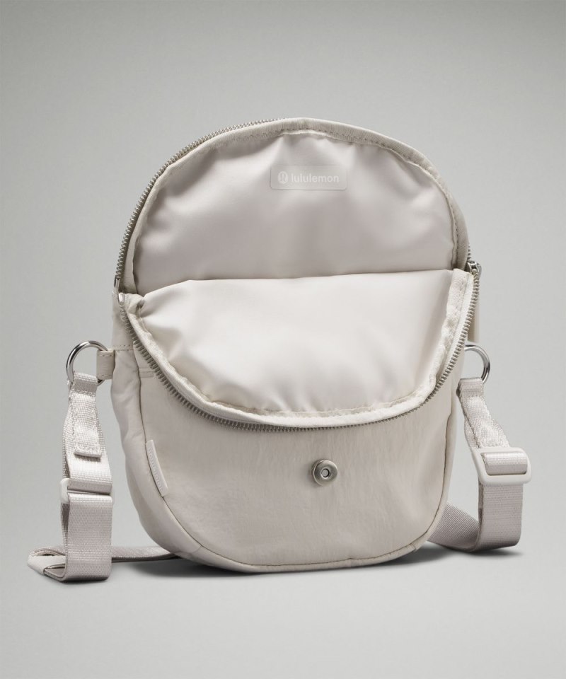 Lululemon All Night Festival Bag *Micro 2L White Opal / Silver Online Outlet Sale