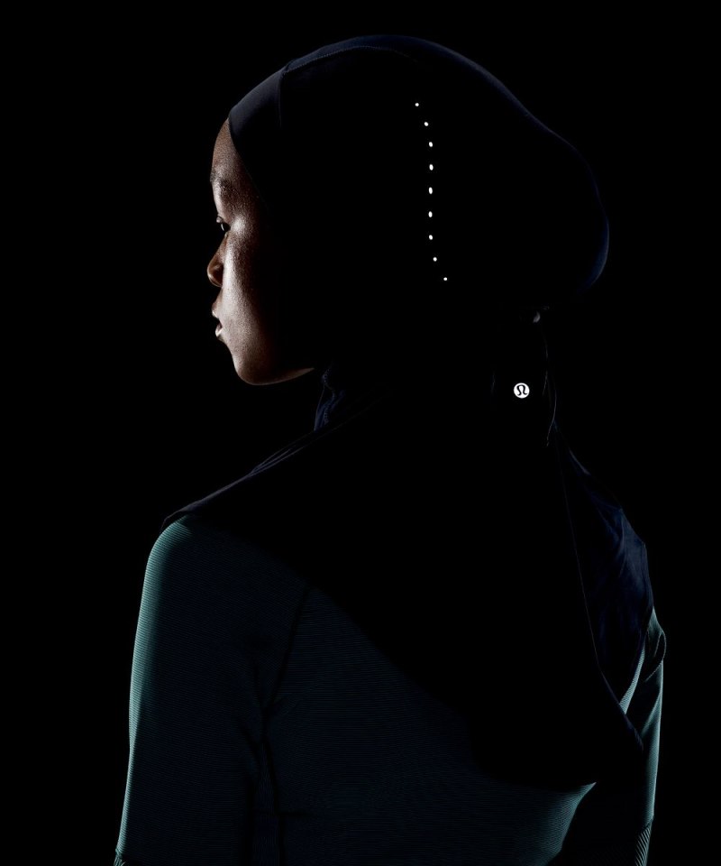 Lululemon Women's Lightweight Performance Hijab True Navy Online Outlet Sale