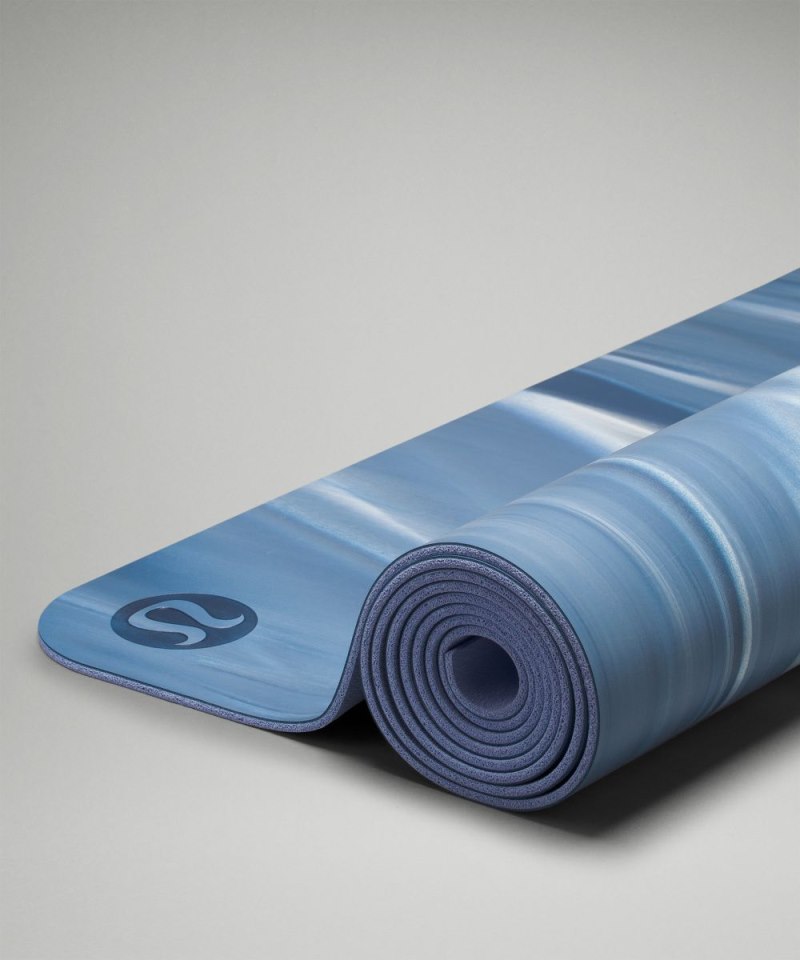Lululemon The (Big) Mat 5mm *Made With FSC™ Certified Rubber Soft Denim / Pastel Blue / White / Pastel Blue Online Outlet Sale