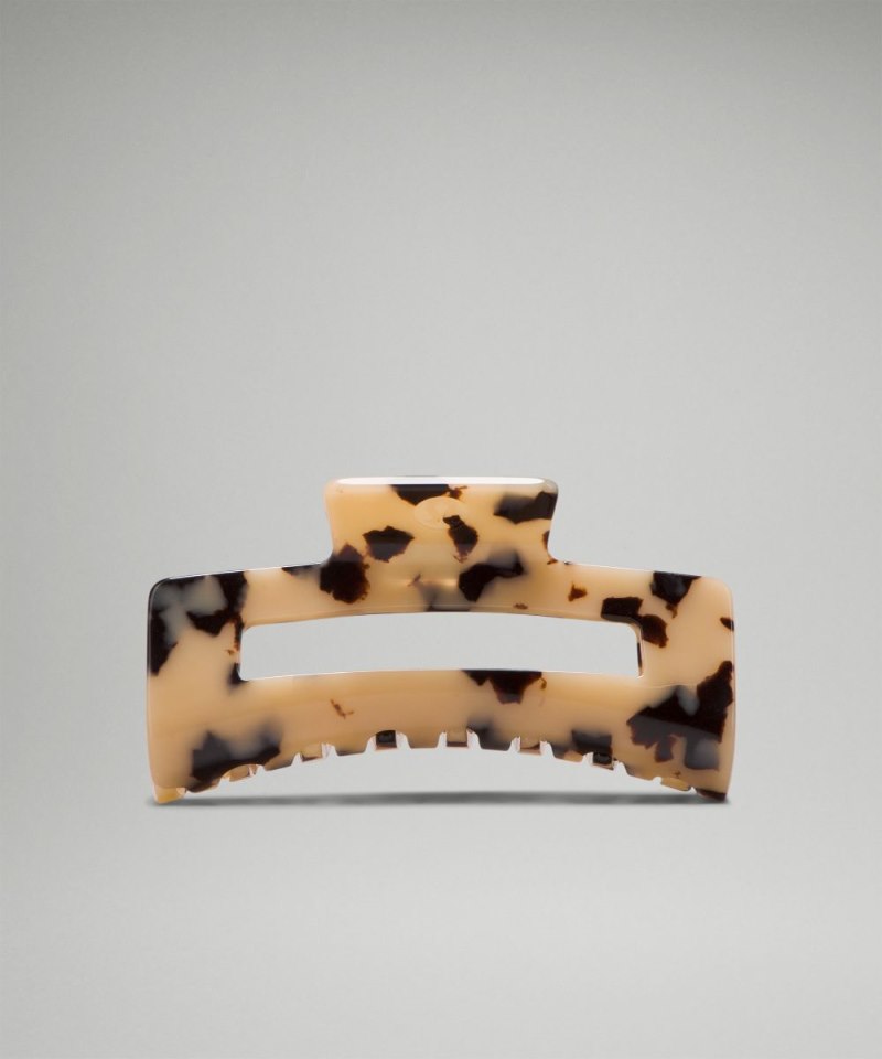 Lululemon Extra Large Claw Hair Clip Golden Sand / Black Online Outlet Sale