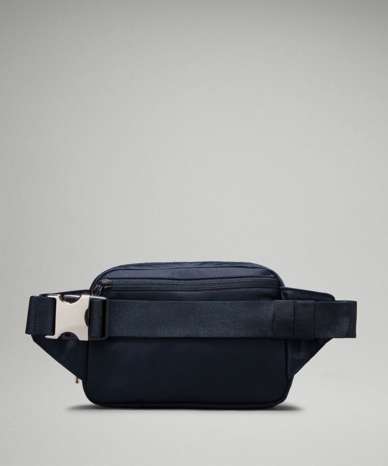 Lululemon Everywhere Belt Bag Large 2L *Metal Hardware True Navy / Silver Online Outlet Sale