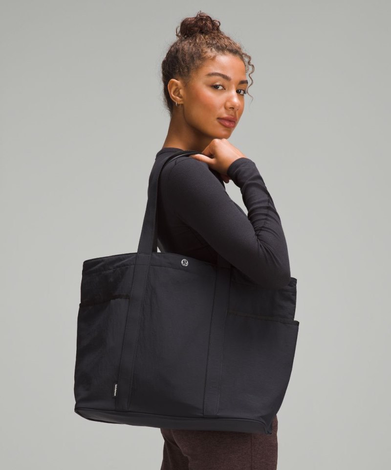 Lululemon Daily Multi-Pocket Tote Bag 20L Black Online Outlet Sale