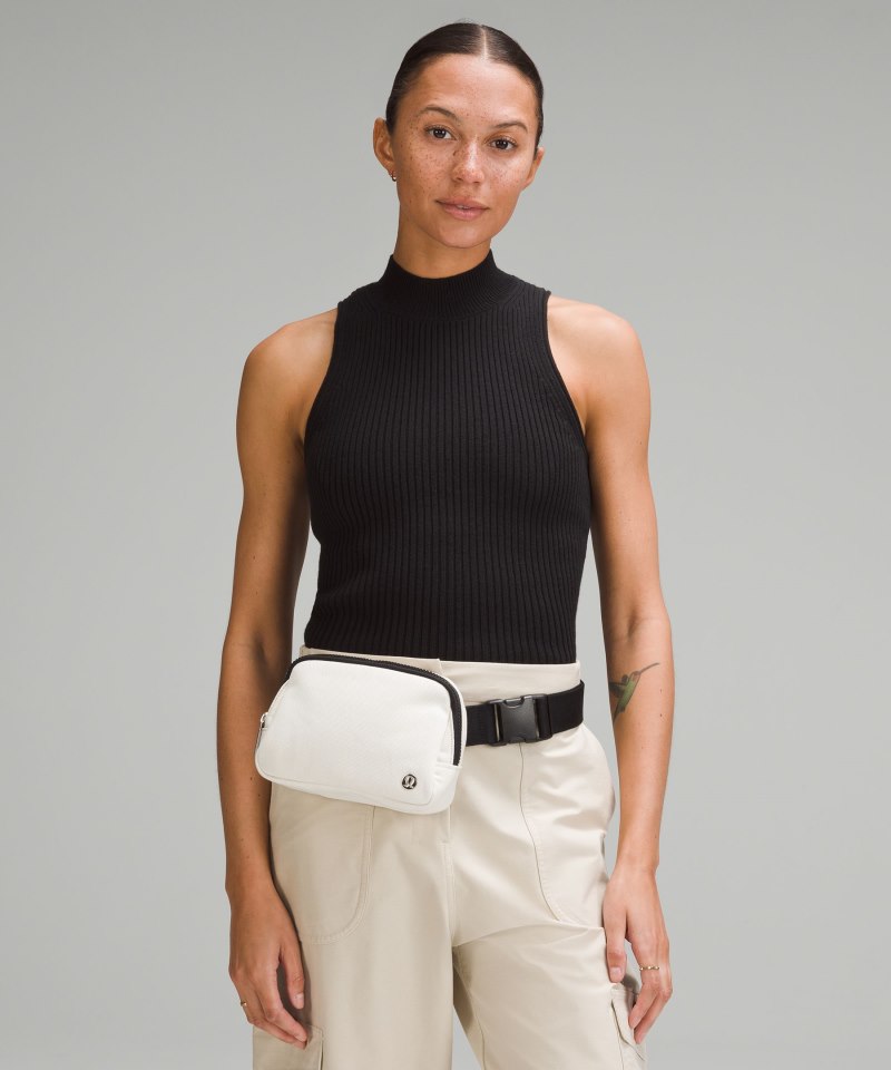 Lululemon Everywhere Belt Bag 1L *Canvas Natural / Black Online Outlet Sale