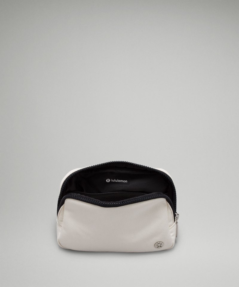 Lululemon Everywhere Belt Bag 1L *Canvas Natural / Black Online Outlet Sale