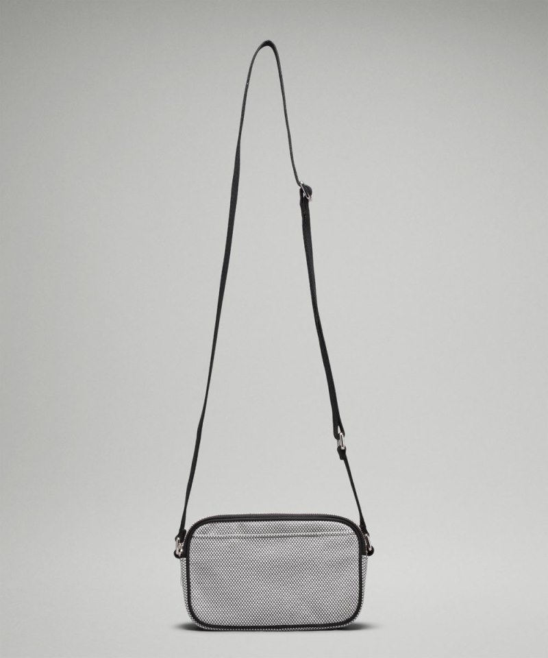 Lululemon Crossbody Camera Bag 2L *Canvas Anchor / Light Ivory / Black Online Outlet Sale