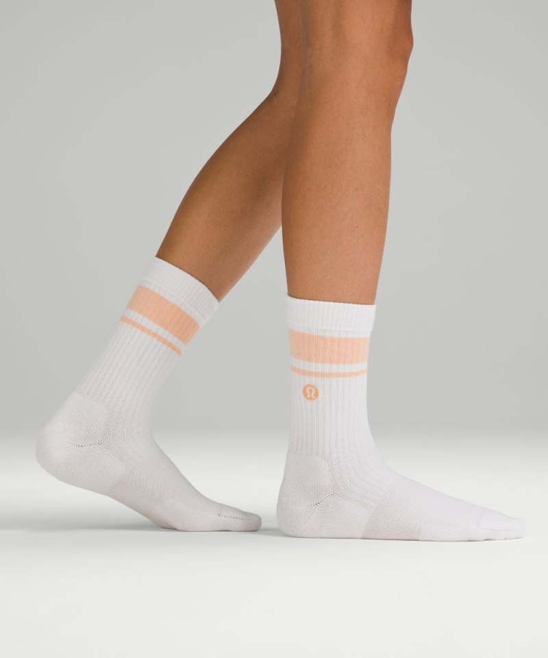 Lululemon Women's Daily Stride Ribbed Comfort Crew Socks *Stripe White / Peach Bellini Online Outlet Sale