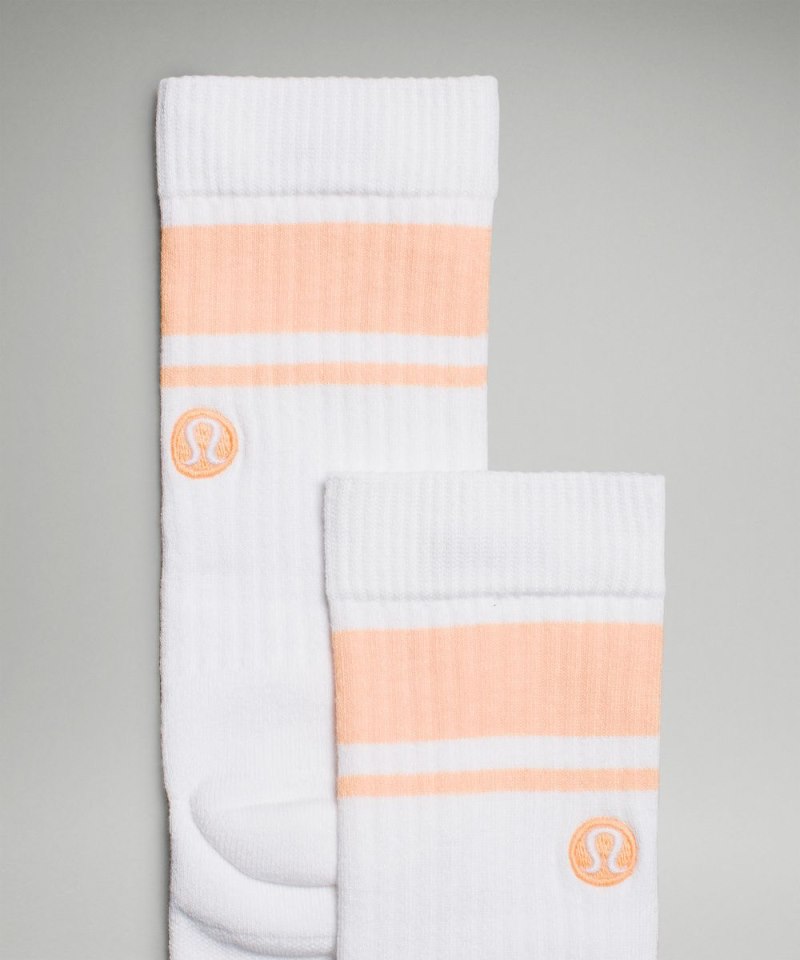 Lululemon Women's Daily Stride Ribbed Comfort Crew Socks *Stripe White / Peach Bellini Online Outlet Sale
