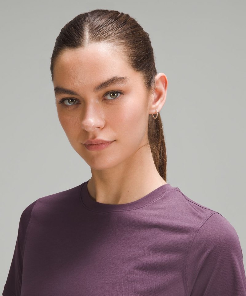 Lululemon Ultralight Waist-Length T-Shirt Grape Thistle Online Outlet Sale
