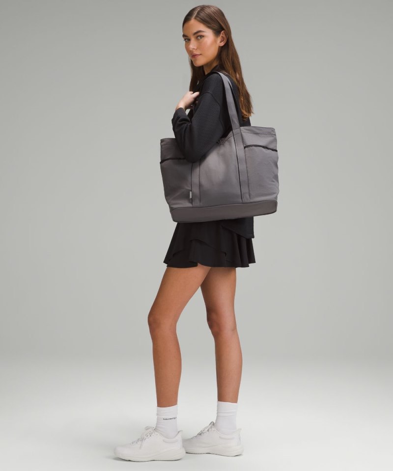 Lululemon Daily Multi-Pocket Tote Bag 20L Traverse Grey / Black Online Outlet Sale