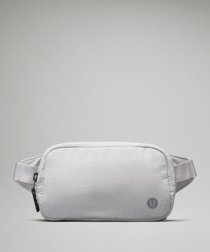 Lululemon Everywhere Belt Bag Mini *Ripstop Vapor / Traverse Grey Online Outlet Sale