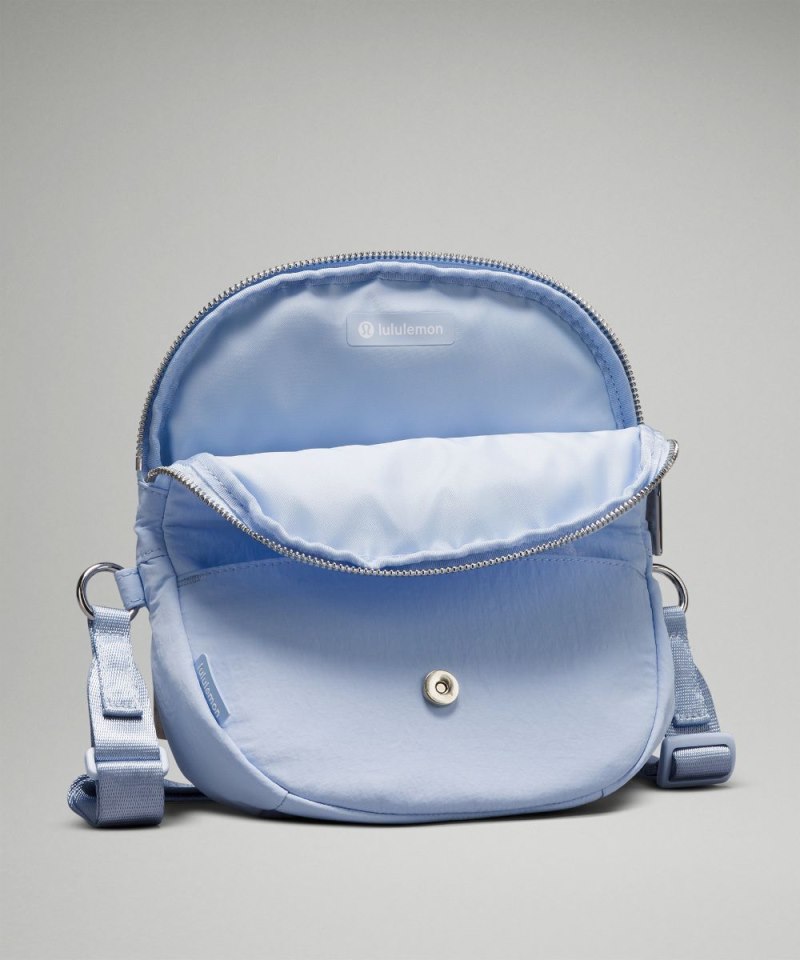 Lululemon All Night Festival Bag *Micro 2L Windmill Online Outlet Sale