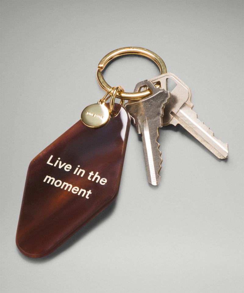 Lululemon Diamond-Shaped Hotel Keychain Black / Roasted Brown / Gold Online Outlet Sale