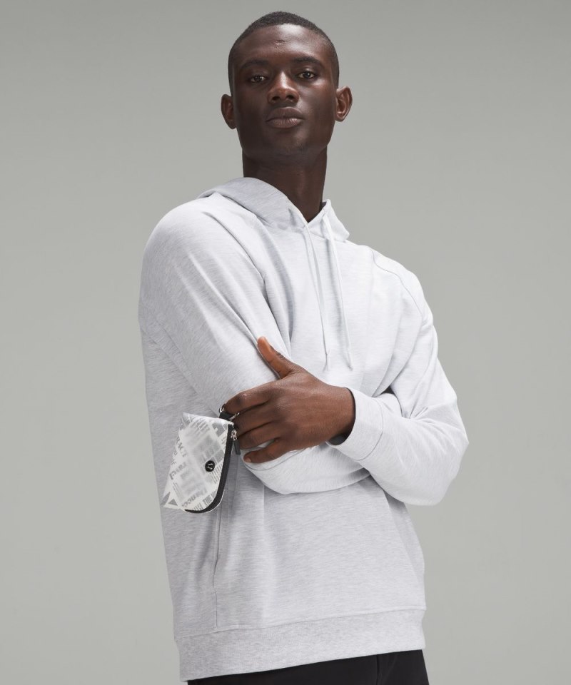 Lululemon Clippable Card Pouch *Manifesto Print White / Black Online Outlet Sale