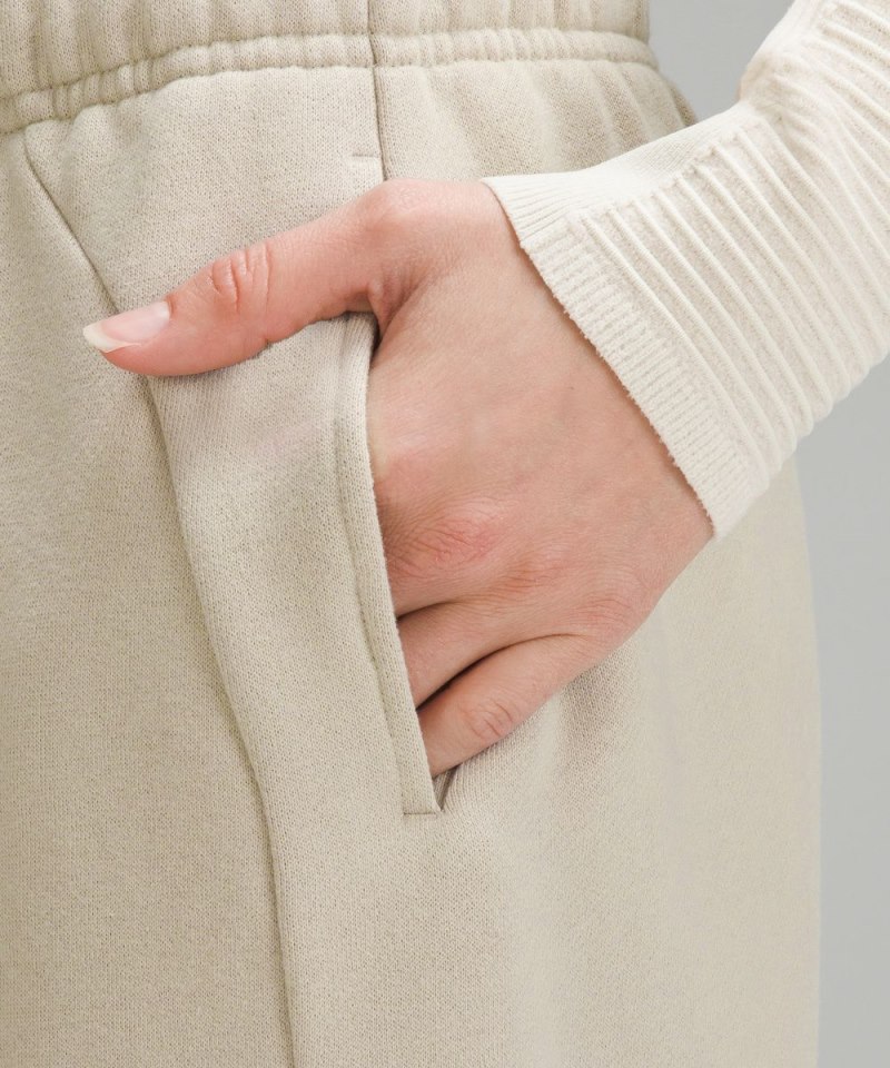 Lululemon Scuba Mid-Rise Oversized Jogger *Regular Mojave Tan Online Outlet Sale