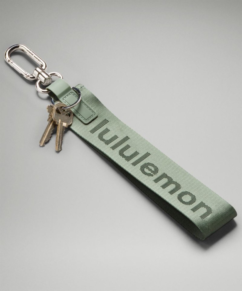Lululemon Never Lost Keychain Grey Eucalyptus / Legacy Green Online Outlet Sale