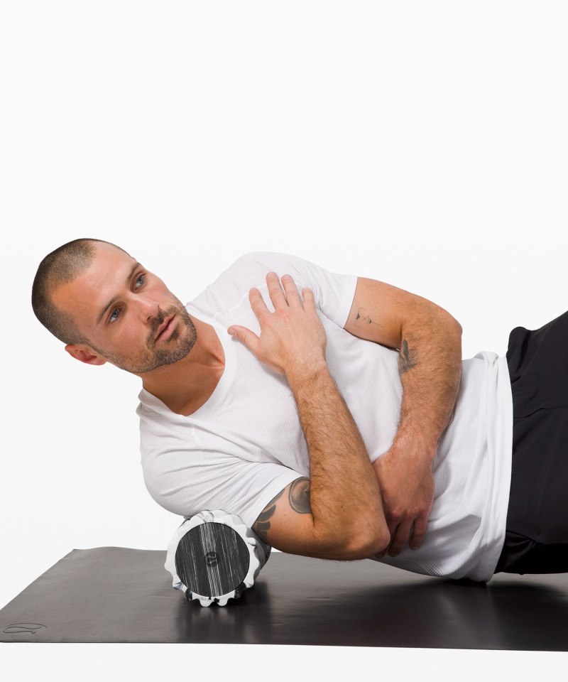 Lululemon Double Roller *Mini Black / White / Black / White Online Outlet Sale