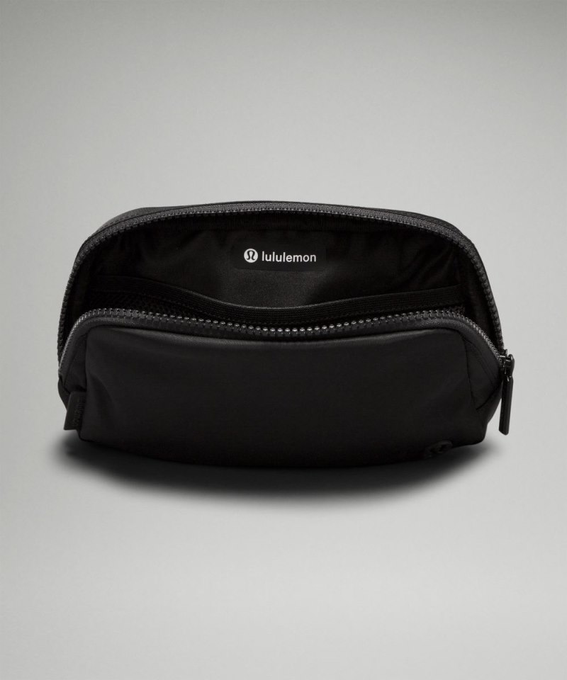 Lululemon Everywhere Belt Bag 1L Black / Black (not available) Online Outlet Sale