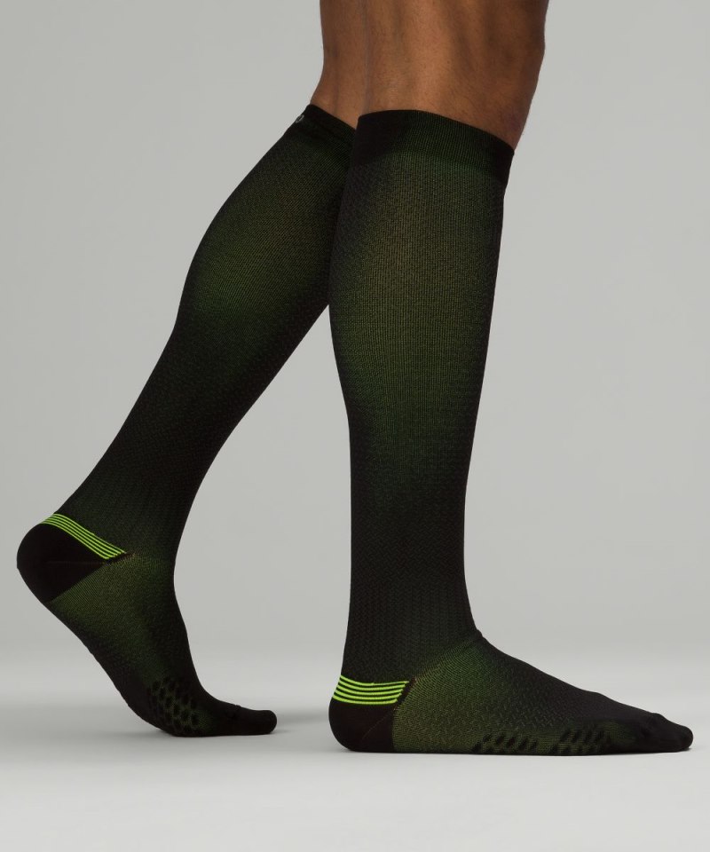Lululemon Men's MicroPillow Compression Knee-High Running Socks *Light Cushioning Black / Highlight Yellow Online Outlet Sale