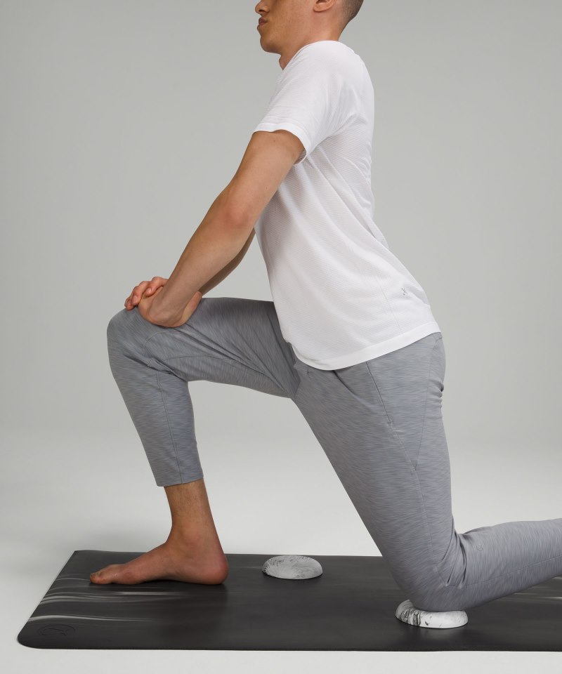 Lululemon Stackable Yoga Cushions *2 Pack Black / White Online Outlet Sale