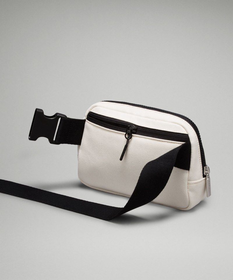Lululemon Everywhere Belt Bag 1L *Canvas Natural / Black Online Outlet Sale