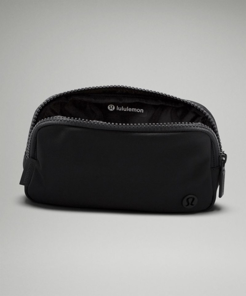 Lululemon Everywhere Belt Bag Mini Black / Black (not available) Online Outlet Sale