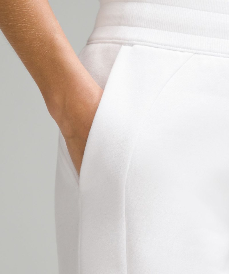 Lululemon Scuba High-Rise Short 5" White Online Outlet Sale