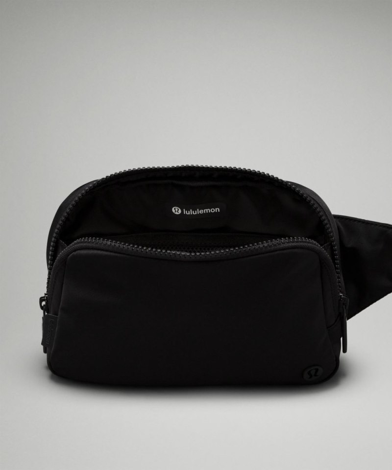 Lululemon Everywhere Belt Bag Large with Long Strap 2L Black / Black (not available) Online Outlet Sale