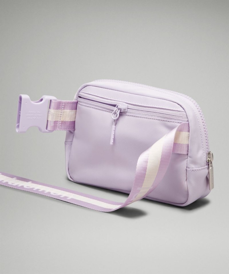 Lululemon Everywhere Belt Bag 1L *Wordmark Lilac Ether / White Opal / White Online Outlet Sale